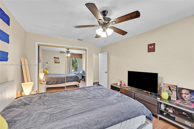 863 W Coco Plum Cir, Plantation, FL 33324 - bedroom with a closet, ceiling fan, and wood finished floors