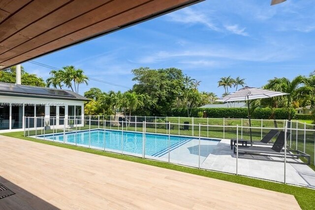 7625 SW 108th Ter, Pinecrest, FL 33156 - view of swimming pool featuring a patio