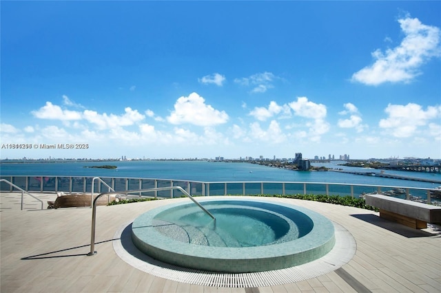 488 NE 18th St Unit 501, Miami, FL 33132 - view of pool with a water view, a city view, and a community hot tub