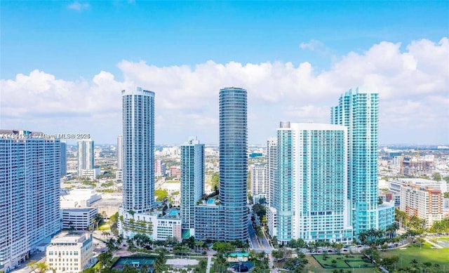 488 NE 18th St Unit 501, Miami, FL 33132 - skyline view