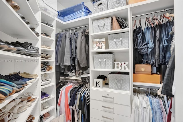 4779 Collins Ave Unit 4006, Miami Beach, FL 33140 - view of spacious closet
