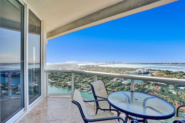 4779 Collins Ave Unit 4006, Miami Beach, FL 33140 - balcony with a water view