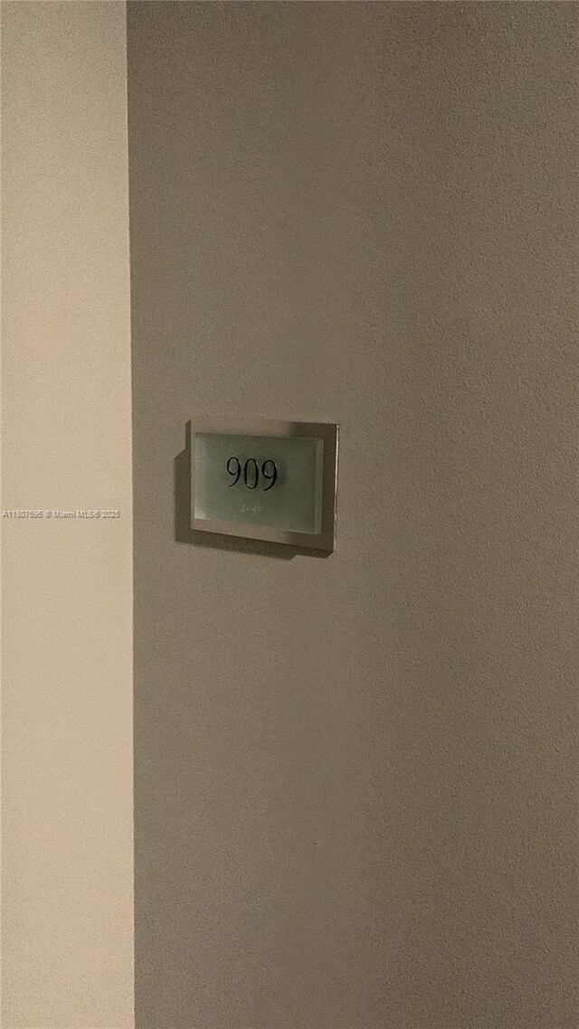 185 SE 14th Ter Unit 909, Miami, FL 33131 - detailed view