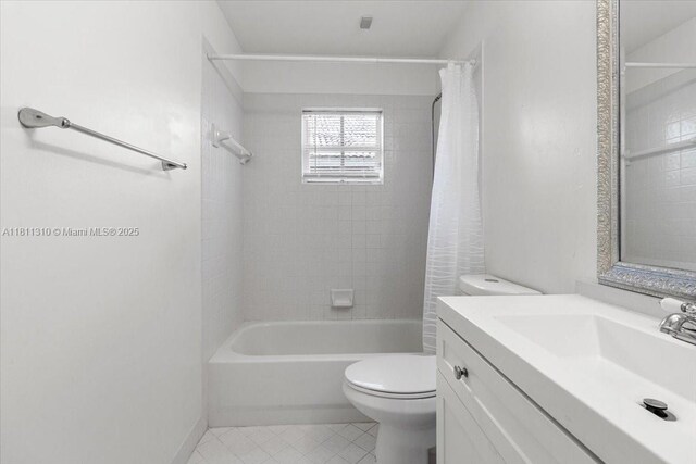 930 Briar Ridge Rd, Weston, FL 33327 - full bathroom with toilet, vanity, shower / bath combination with curtain, tile patterned flooring, and baseboards