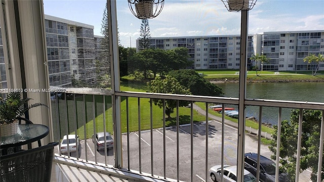 2905 Point E Dr Unit L402, Aventura, FL 33160 - balcony featuring a water view