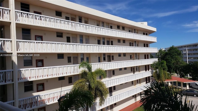 2905 Point E Dr Unit L402, Aventura, FL 33160 - view of apartment building / complex
