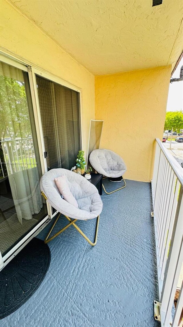 5122 NW 79th Ave Unit 301, Doral, FL 33166 - view of balcony