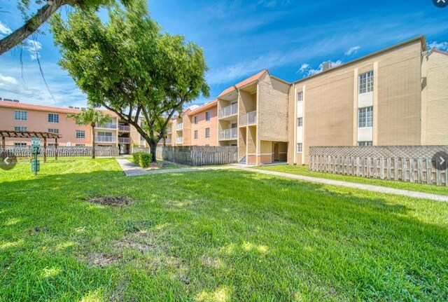 5122 NW 79th Ave Unit 301, Doral, FL 33166 - view of building exterior
