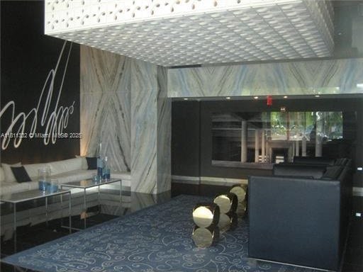 325 S Biscayne Blvd Unit 14, Miami, FL 33131 - view of building lobby