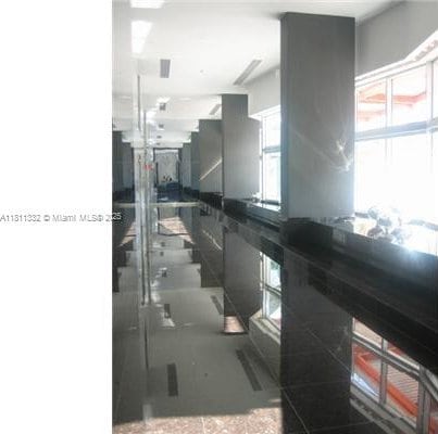 325 S Biscayne Blvd Unit 14, Miami, FL 33131 - view of staircase