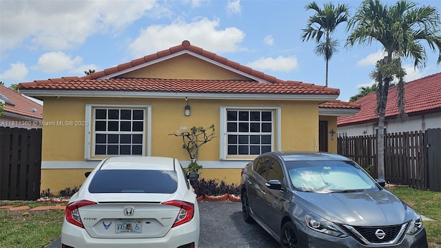 15319 SW 53rd Ter, Miami, FL 33185 - view of front of home featuring a tile roof and stucco siding