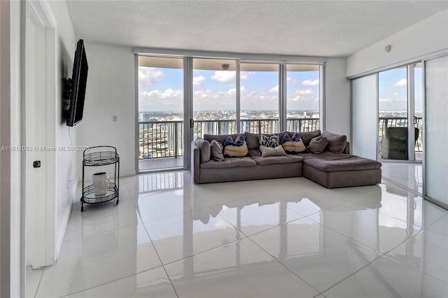 1750 N Bayshore Dr Unit 5214, Miami, FL 33132 - view of tiled living room