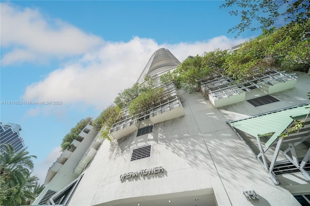 1750 N Bayshore Dr Unit 5214, Miami, FL 33132 - view of building exterior