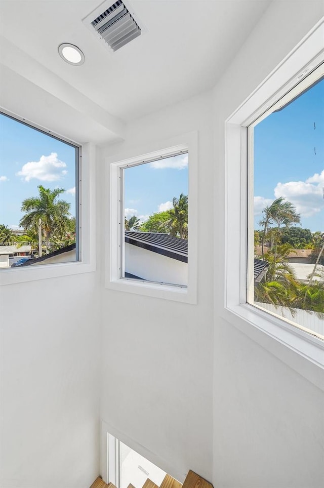 2001 SW 23rd Ave, Fort Lauderdale, FL 33312 - detailed view of recessed lighting