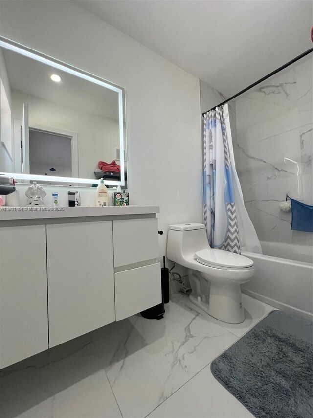 721 NW 105th Ter Unit 721, Pembroke Pines, FL 33026 - bathroom with toilet, vanity, marble look tiles, shower / bath combo, and recessed lighting