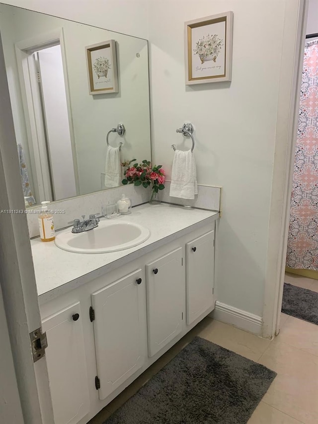 4752 SW 127th Ct, Miami, FL 33175 - bathroom with vanity and tile patterned flooring