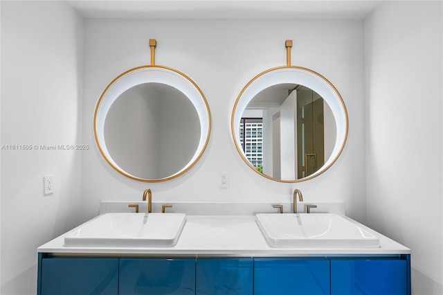 2678 Tigertail Ave Unit 513, Coconut Grove, FL 33133 - bathroom with double vanity