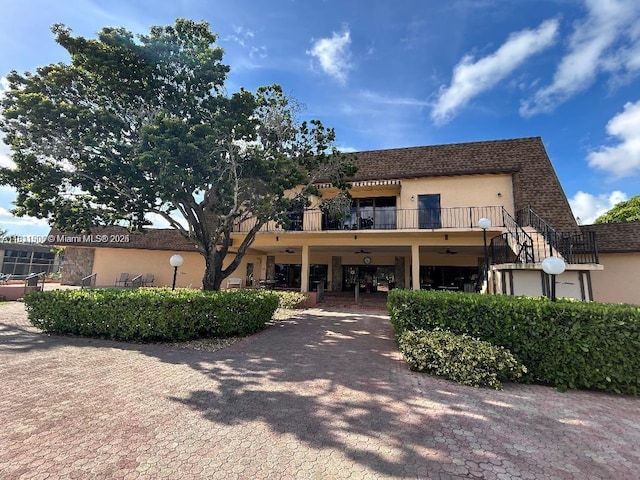 322 Briarwood Cir Unit 1-17, Hollywood, FL 33024 - view of front of property featuring a balcony and stucco siding