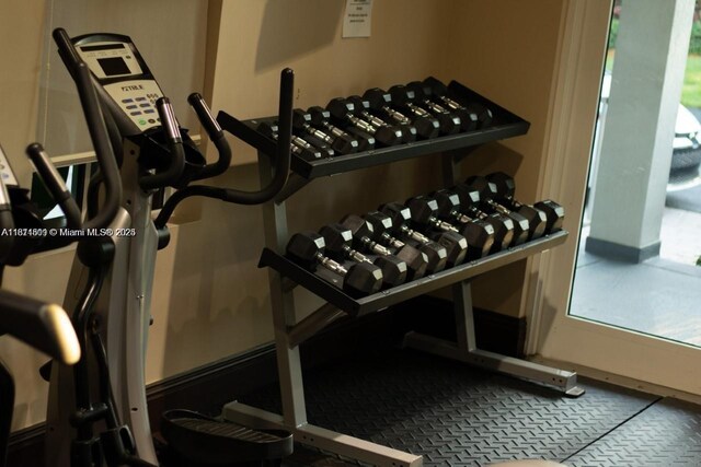 1371 NE 42nd Ave, Homestead, FL 33033 - view of exercise area
