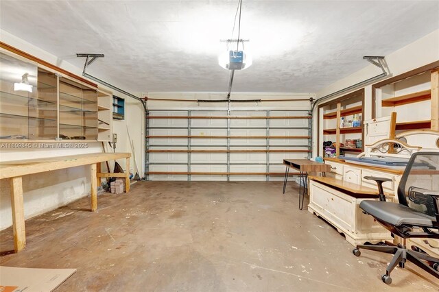 651 E Lake Dasha Dr, Plantation, FL 33324 - garage with a garage door opener