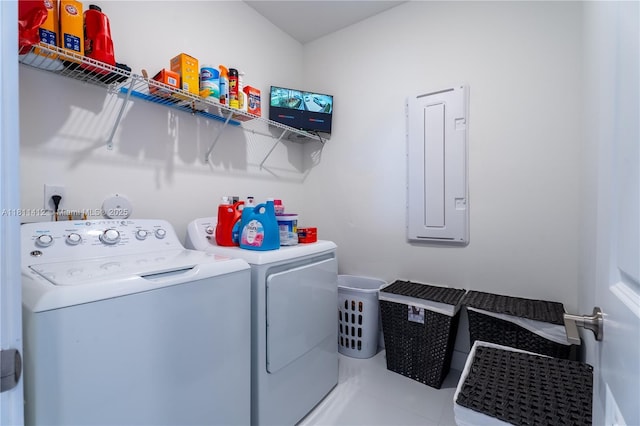 4366 SW 174th Ave, Miramar, FL 33029 - laundry area featuring independent washer and dryer and electric panel
