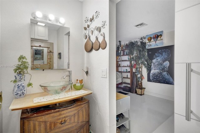 4035 N 110th Ave N, West Palm Beach, FL 33411 - bathroom with vanity