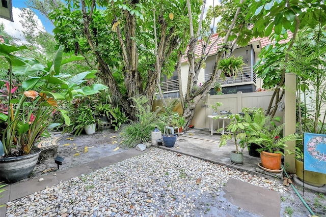 132 S Cypress Rd Unit 518, Pompano Beach, FL 33060 - view of yard with a patio area