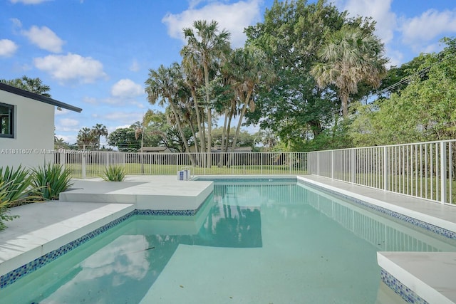 4220 SW 4th St, Plantation, FL 33317 - view of pool featuring a fenced backyard and a patio