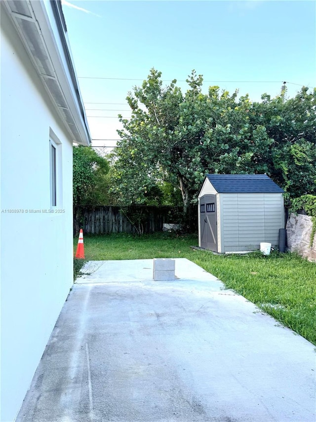 4341 NW 59th St, North Lauderdale, FL 33319 - view of patio / terrace with a storage shed