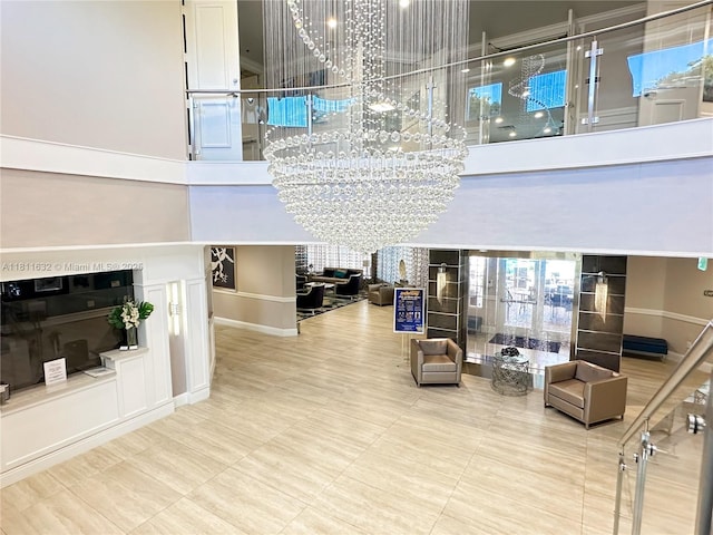 5154 Floria Dr Unit O, Boynton Beach, FL 33437 - lobby with a towering ceiling