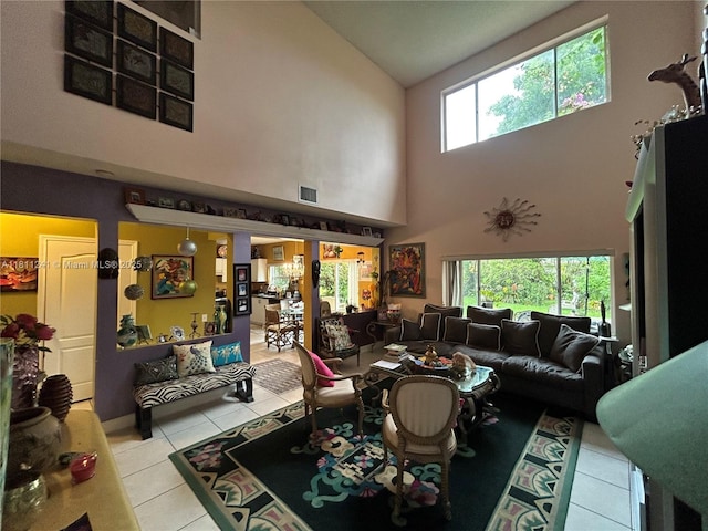 11920 SW 20th St, Miramar, FL 33025 - tiled living area with high vaulted ceiling