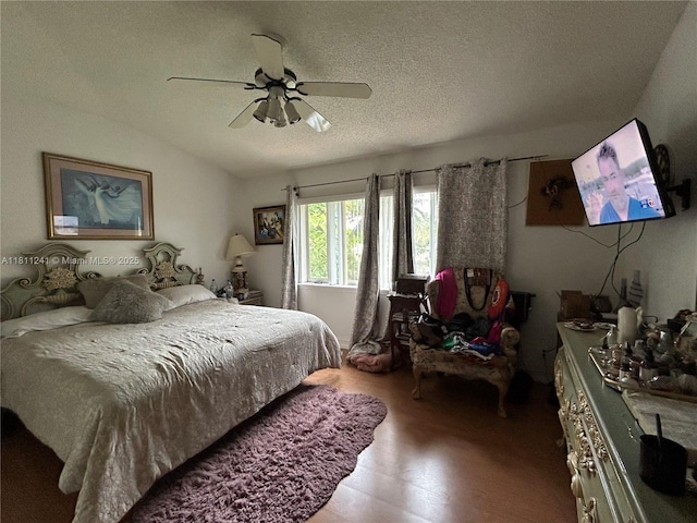 11920 SW 20th St, Miramar, FL 33025 - bedroom featuring lofted ceiling, a ceiling fan, and a textured ceiling