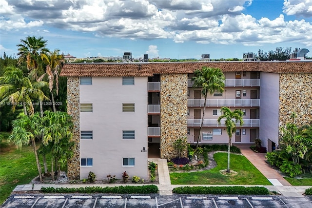2500 SW 81st Ave Unit 402, Davie, FL 33324 - view of apartment building / complex with uncovered parking