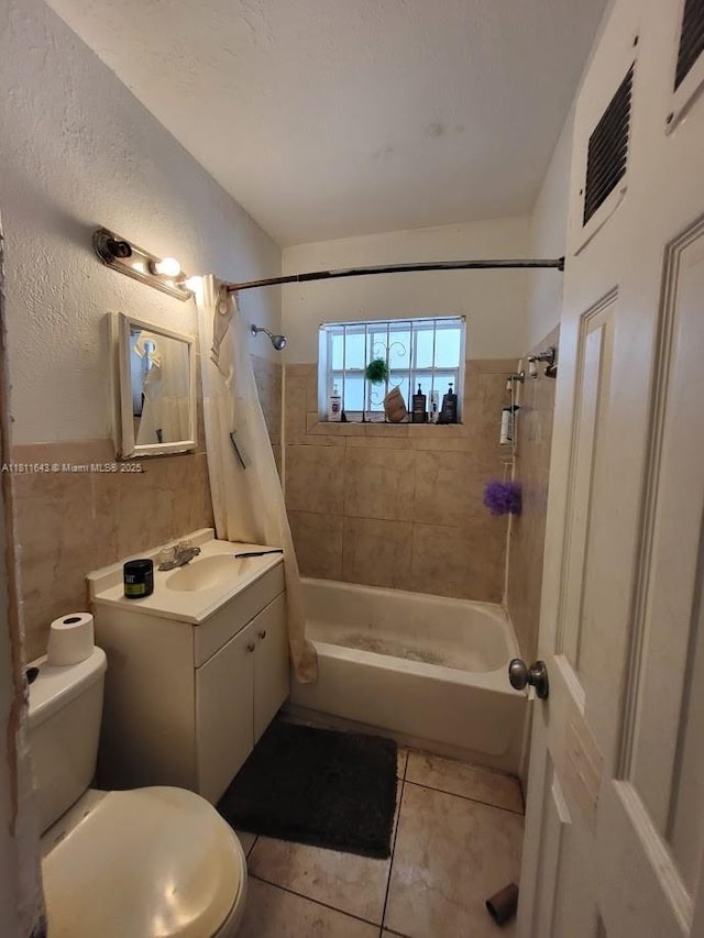 5731 NW 6th Ave, Miami, FL 33127 - bathroom with toilet, tile patterned floors, shower / bath combo with shower curtain, and vanity