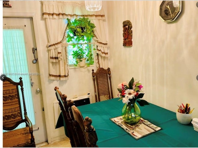 1570 NE 130th St, North Miami, FL 33161 - view of dining area