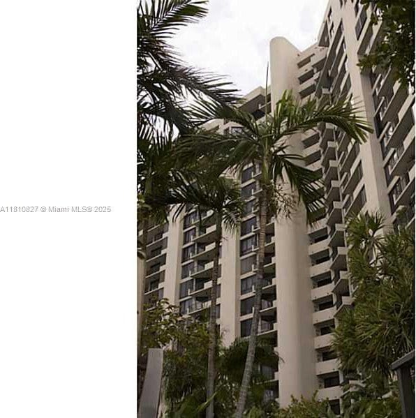 520 Brickell Key Dr Unit A811, Miami, FL 33131 - view of building exterior