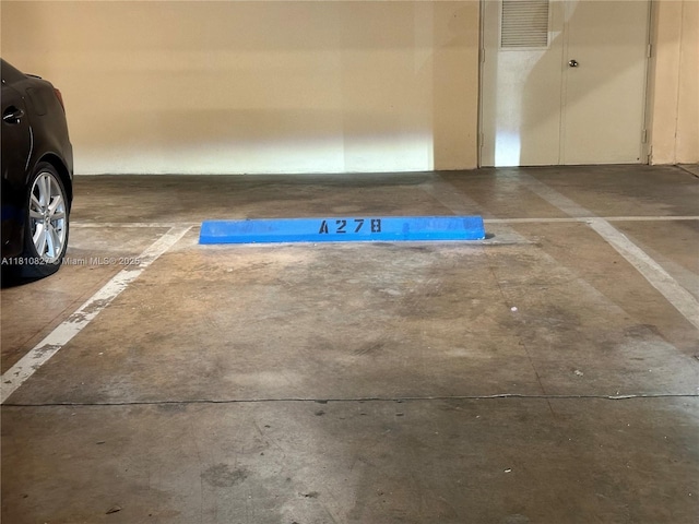 520 Brickell Key Dr Unit A811, Miami, FL 33131 - view of parking garage