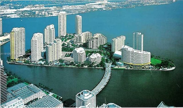 520 Brickell Key Dr Unit A811, Miami, FL 33131 - view of urban area featuring a nearby body of water