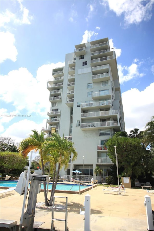 150 SE 25th Rd Unit 10K, Miami, FL 33129 - view of apartment building / complex featuring a community pool