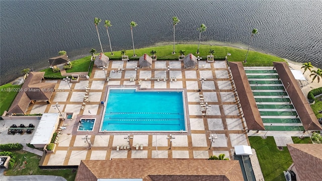151 SW 134th Way Unit 206N, Pembroke Pines, FL 33027 - bird's eye view of a pool area and a large body of water