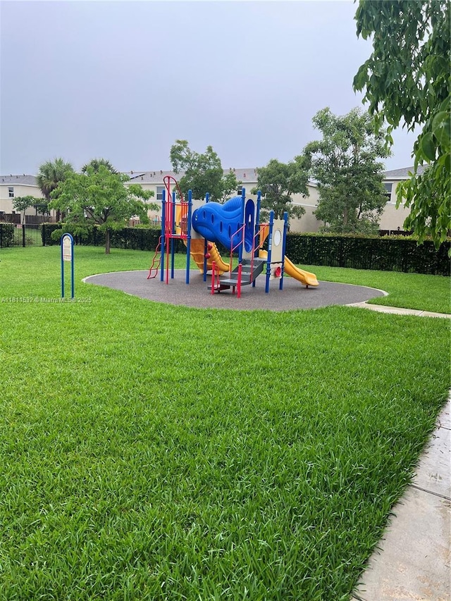 495 NE 5th Way, Florida City, FL 33034 - view of community jungle gym