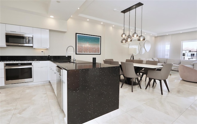 3900 Island Bl Ph 2, Aventura, FL 33160 - kitchen featuring stainless steel appliances, a sink, white cabinets, modern cabinets, and recessed lighting