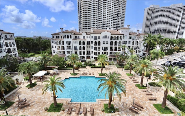 3900 Island Bl Ph 2, Aventura, FL 33160 - view of community pool