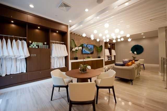 3900 Island Bl Ph 2, Aventura, FL 33160 - view of lobby