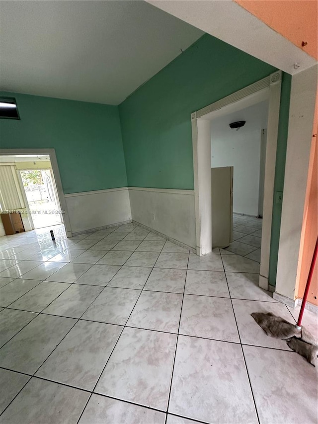 315 W 44th St, Hialeah, FL 33012 - unfurnished room featuring wainscoting and light tile patterned floors