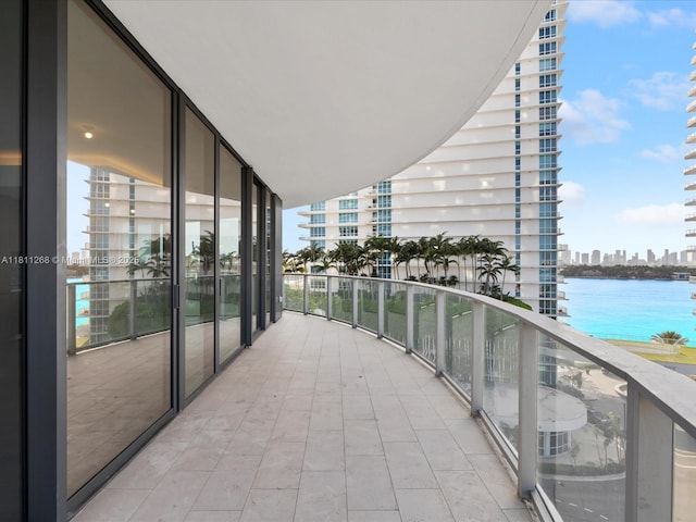 500 Alton Rd Unit 805, Miami Beach, FL 33139 - balcony with a view of skyline and a water view