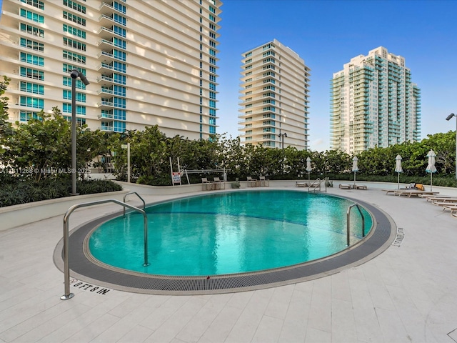 500 Alton Rd Unit 805, Miami Beach, FL 33139 - view of community pool