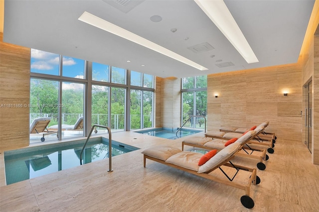 16385 NE Biscayne Blvd Unit 1901Storage, North Miami Beach, FL 33160 - view of pool
