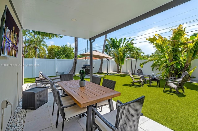 17491 NE 19th Ave, North Miami Beach, FL 33162 - view of patio / terrace with outdoor dining space