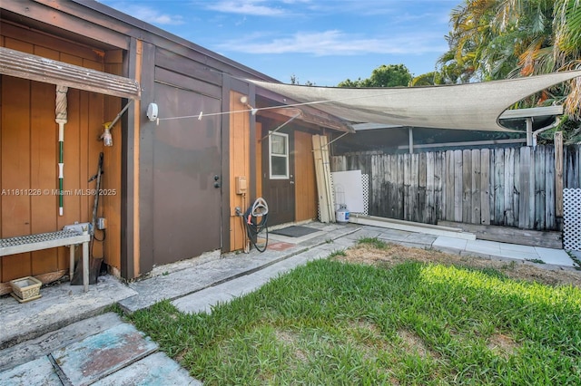 2001 Seagrape Ave, Pembroke Pines, FL 33026 - view of yard